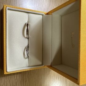 【ケイウノ ブライダル(K.UNO BRIDAL)の口コミ】 シンプルで誰にでも合うものが多いと思った。
その中でも少しラインを入れ…