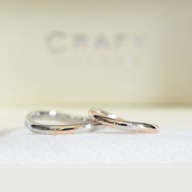 【CRAFY(クラフィ)の口コミ】 シンプルだが、色や形、装飾などにもこだわって、個性のある指輪を作るこ…