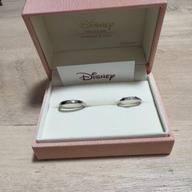 【ケイウノ ブライダル(K.UNO BRIDAL)の口コミ】 ディズニー映画の美女と野獣のモチーフの指輪を購入させて頂きました。元…