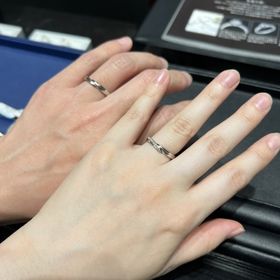 【エクセルコダイヤモンド(EXELCO DIAMOND)の口コミ】 デザインがかわいく着け心地もよかったです。また指も綺麗に見える気がし…