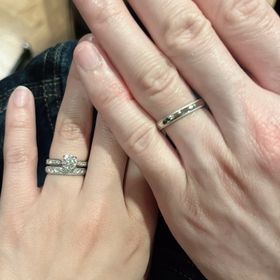 【GALA JEWELRY(ガラジュエリー)の口コミ】 結婚指輪ハーフエタニティがよかったのでミルグレインのタイプにしました…