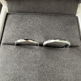 【ECRIN(エクラン)の口コミ】 男性は艶消しになっていて、本人がデザインと艶消しになったところが気に…