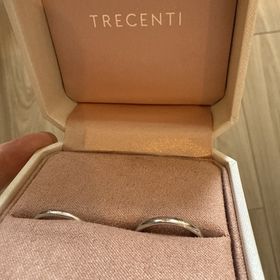 【TRECENTI(トレセンテ)の口コミ】 とにかくシンプルで日常使いしやすいです。
石もありなし、内側外側選べま…