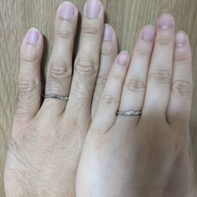 【銀座ダイヤモンドシライシの口コミ】 デザインもすごくお気に入りで、作ってよかったです。
誕生石と日付が入れ…