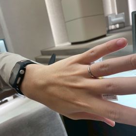 【アイプリモ(I-PRIMO)の口コミ】 繊細なラインと柔らかなフォルムが美しく、とても気に入りました。永く愛…