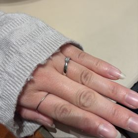 【ティファニー(Tiffany & Co.)の口コミ】 ダイヤモンドにこだわりがあり少しでもいいものが良かった。ある中で1番い…