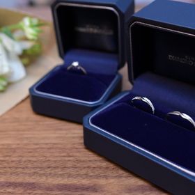 【銀座ダイヤモンドシライシの口コミ】 自分でも現物を見て選んだ婚約指輪は、こちらの『Fortune link』シリーズ…