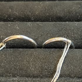 【TRECENTI(トレセンテ)の口コミ】 指輪の側面までびっしりダイヤモンドが敷き詰められており、自分から見て…