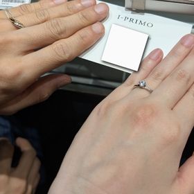 【アイプリモ(I-PRIMO)の口コミ】 2種類の金属でできた結婚指輪は、それぞれの素材の個性を活かした美しいコ…