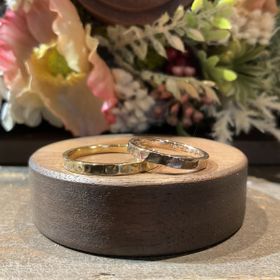 【鎌倉彫金工房の口コミ】 デザインや、加工、素材、色などの組み合わせで好きなデザインの指輪を作…