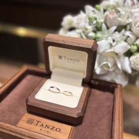 【TANZO.(鍛造指輪)の口コミ】 力強さをだして、ここの個性を全面的に出している
色はちがうが、お互いの…