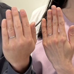 【アイプリモ(I-PRIMO)の口コミ】 デザインはシンプルながら、可愛いらしい指輪だと思っております！2人とも…