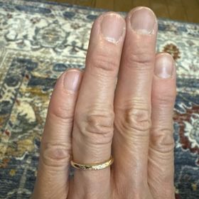 【HOSHI no SUNA 星の砂(ほしのすな)の口コミ】 指輪の素材、ダイヤの形がとても自分の理想でした。
また資材を自分で決め…