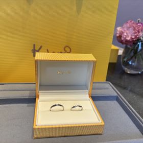 【ケイウノ ブライダル(K.UNO BRIDAL)の口コミ】 好みのデザインにカスタマイズできた点が良かったです。
デザイナーと担当…