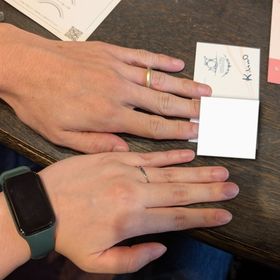 【ケイウノ ブライダル(K.UNO BRIDAL)の口コミ】 ケイウノ福岡店でリボンデザインのマット素材の結婚指輪を試着しました。…