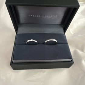 【ラザール ダイヤモンド(LAZARE DIAMOND)の口コミ】 最初は派手なものも検討していましたが、シンプルで飽きがこないデザイン…