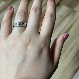 【アイプリモ(I-PRIMO)の口コミ】 女性のデザインはもちろんですが、男性の結婚指輪のデザインが素敵だった…