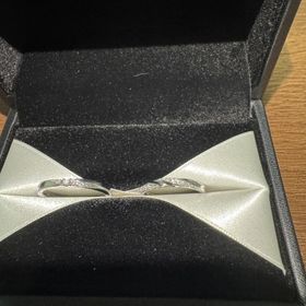 【エクセルコダイヤモンド(EXELCO DIAMOND)の口コミ】 ダイアモンドのカットが丁寧且つ、他のブランドには無い様なデザインのリ…