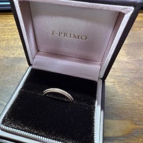 【アイプリモ(I-PRIMO)の口コミ】 ピンクゴールドのハーフエタニティリングを購入しました。薄くて引っかか…
