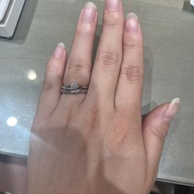 【アイプリモ(I-PRIMO)の口コミ】 この指輪はすごくフェミニンな印象で、自分は可愛い系統が好きだったため…