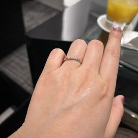 【ラザール ダイヤモンド(LAZARE DIAMOND)の口コミ】 婚約指輪でラザールさんのものを頂き（選ばせてもらいました）、その時の…