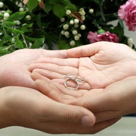 【出雲結(いずもゆい)の口コミ】 着け心地も良く指輪のコンセプトが非常に気に入り、こちらを選びました。
…