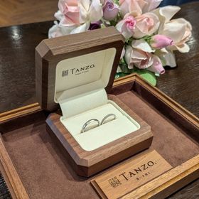 【TANZO.(鍛造指輪)の口コミ】 ゼロから形にするフルオーダーの指輪です。熟練の職人が金属を叩き鍛え上…