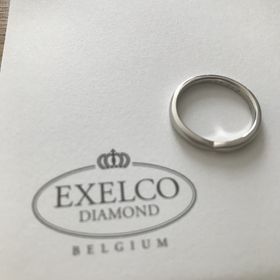【エクセルコダイヤモンド(EXELCO DIAMOND)の口コミ】 自分の好みに合うシンプル且つデザイン性もあるような指輪が見つかりまし…