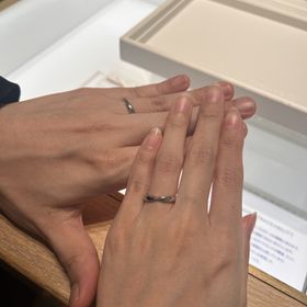 【ティファニー(Tiffany & Co.)の口コミ】 いろいろなお店で試着を重ねた中で、やっぱりティファニーのリングがいち…