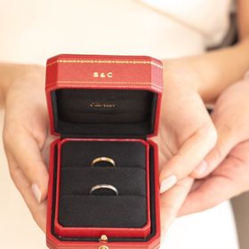 【カルティエ(Cartier)の口コミ】 妻はゴールド、シルバー、ピンクゴールドのスリーカラーを、夫はシルバー…