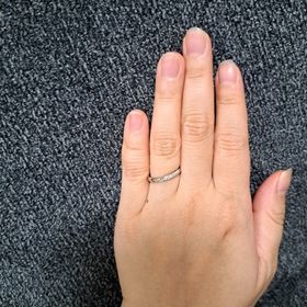 【ラザール ダイヤモンド(LAZARE DIAMOND)の口コミ】 ダイヤモンドが売りのブランドなのでたくさんのメレダイヤがあしらわれた…