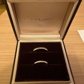 【アイプリモ(I-PRIMO)の口コミ】 鍛造リングなのに繊細なデザインなところがおすすめです。また飽きないシ…