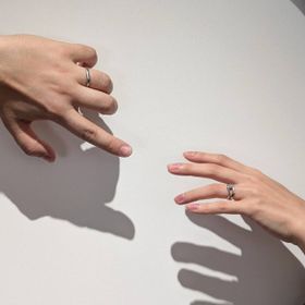 【出雲結(いずもゆい)の口コミ】 ダイアモンドを「爪」で支えるデザインがあまり好きではなかったのですが…