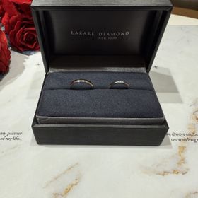 【ラザール ダイヤモンド(LAZARE DIAMOND)の口コミ】 たくさん種類がありましたがシンプルなものを選びました。正直なところ、…