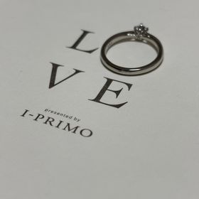 【アイプリモ(I-PRIMO)の口コミ】 ダイヤを支える爪の部分が5本になっていて、桜のモチーフになっているとこ…