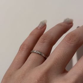 【アイプリモ(I-PRIMO)の口コミ】 華奢なデザインが好きな方は気にいると思います、指輪も旦那さんと同じデ…