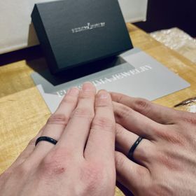 【FUJISHIMA JEWELRY(フジシマジュエリー)】の口コミ 黒い金属と呼ばれているレアメタル
硬度が高く傷付きにくい上、手入れが必...