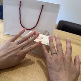 【出雲結(いずもゆい)の口コミ】 骨格ウェーブなので、うねりのあるデザインを探していました
ウェーブの中…