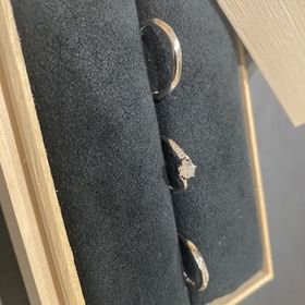 【出雲結(いずもゆい)の口コミ】 指輪のデザインがシンプルかつカッコいい。また、日本のブランドで指輪ご…