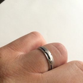 【JEWELRY  KAMATA(ジュエリーかまた)の口コミ】 妻が好きなデザインがいいと、色々なお店を見て周りましたが、なかなか無…