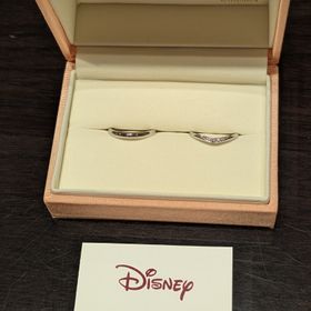 【ケイウノ ブライダル(K.UNO BRIDAL)の口コミ】 ティファニーもいいけれどデザインが好みがなくて

ディズニーのほうがい…