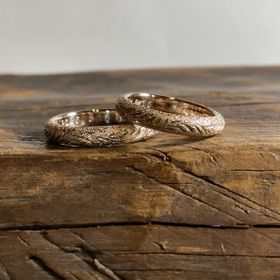 【ichi(イチ)の口コミ】 二人で作る一生物
他とは違った二人だけのデザインにしたく二人の思い出や…