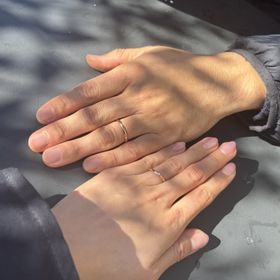 【ケイウノ ブライダル(K.UNO BRIDAL)の口コミ】 指輪のねじれ部分がエクボのようという点から
笑顔の絶えない毎日にという…