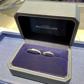 【銀座ダイヤモンドシライシの口コミ】 指輪が根元でクルクル回ってしまいがちなので、当初ダイヤモンドなしのタ…