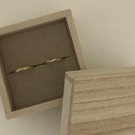 【YUKA HOJO(ユカホウジョウ)の口コミ】 指が長く見える太さで
外さずずっと付けるので軽くつけていることを忘れる…