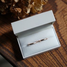 【THREE TREES(スリーツリーズ)の口コミ】 ブランドのお店で買うのもいいけど、私たちは誰とも被らないこだわりの指…