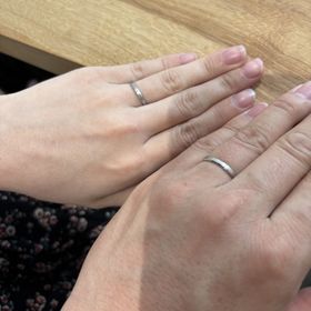【出雲結(いずもゆい)の口コミ】 シンプルなデザインで年齢問わず使用できる指輪です。
指輪ひとつひとつに…