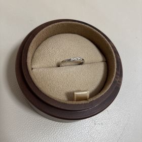 【COLANY(コラニー)】の口コミ シンプルで華美なものが苦手な私にはちょうどよく、綺麗です。さりげなくダ...