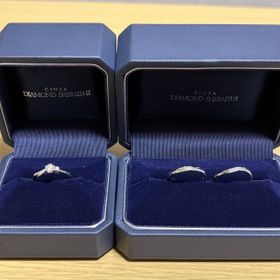 【銀座ダイヤモンドシライシの口コミ】 セットリングを一緒に買ったことで、ピッタリあって付けた時にすごく可愛…