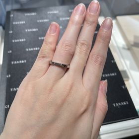 【TASAKI(タサキ)の口コミ】 TASAKIのピアノはデザインが珍しく、試してみたい指輪のひとつでした。角…